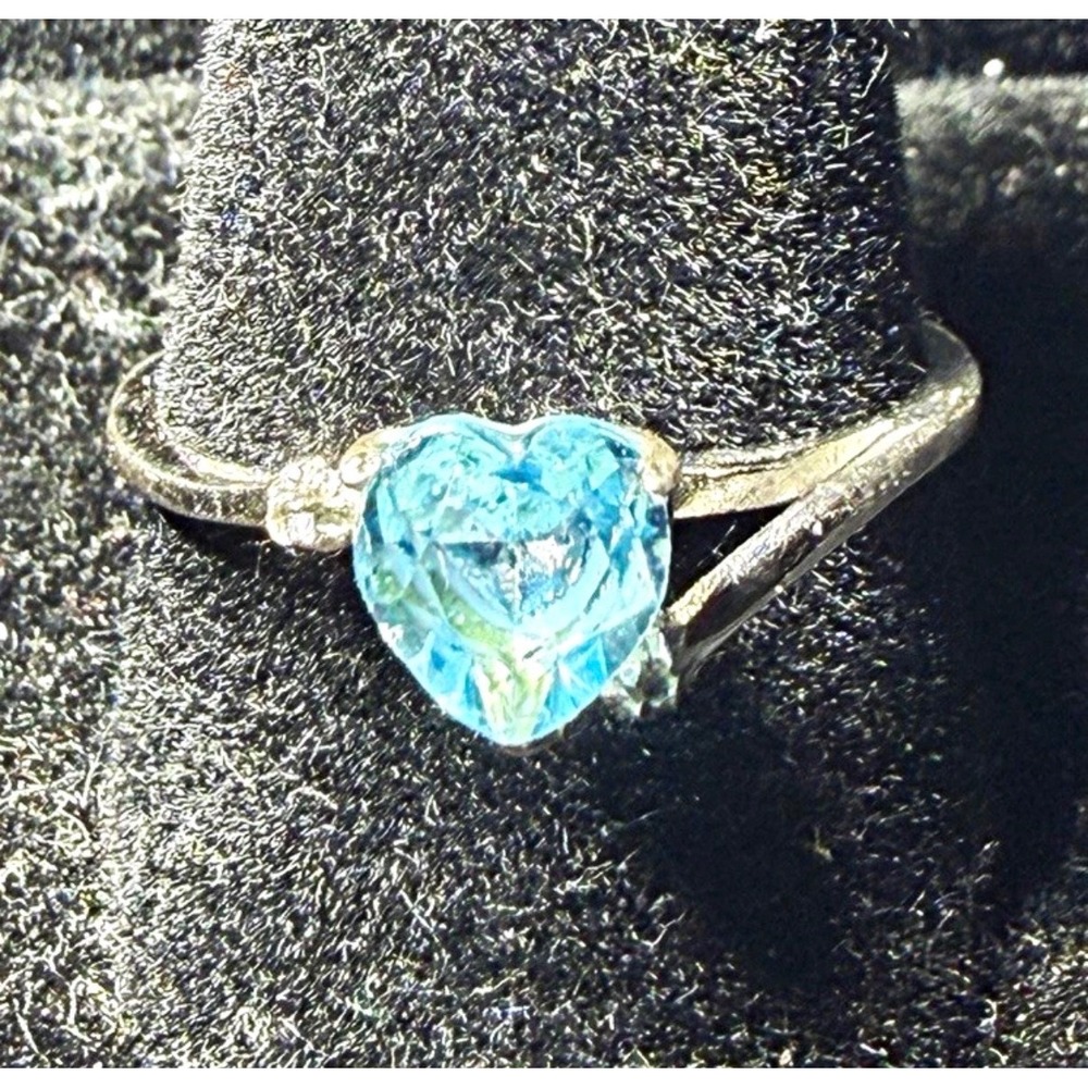 925 Sterling Silver Heart Blue Topaz Bypass Ring Size 7.25